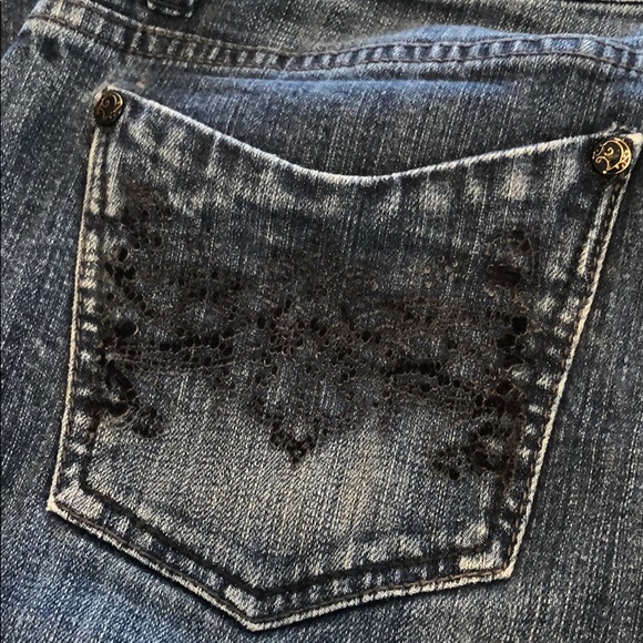 Jean - Picture 6 of 7